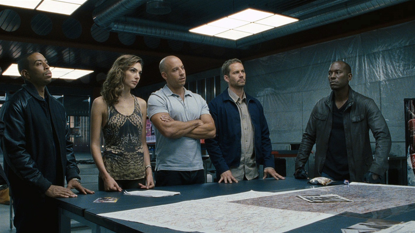 Fast and Furious 6 fonds d'écran de films HD #2 - 1366x768