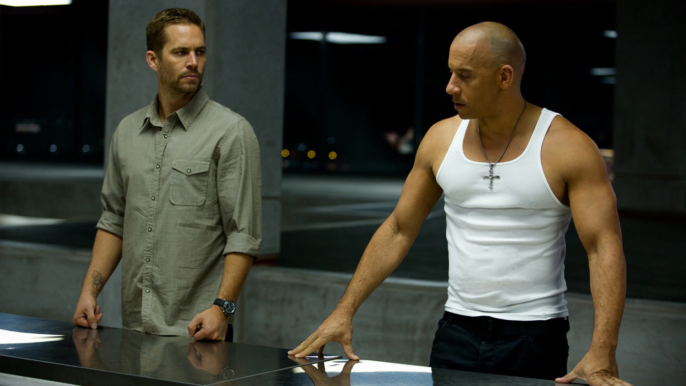 Fast and Furious 6 fonds d'écran de films HD #18 - 1366x768