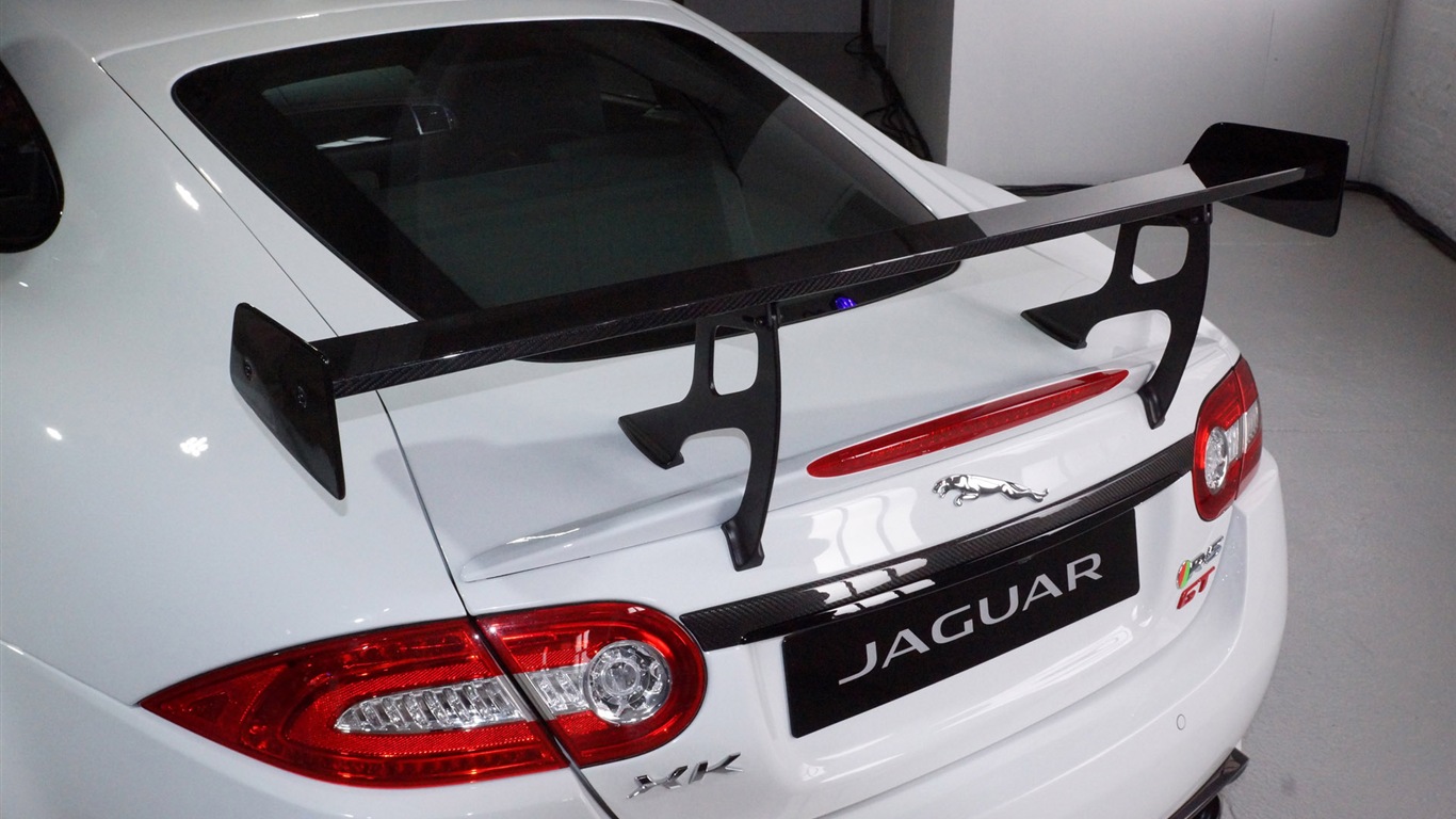 2014 Jaguar XKR-S GT 捷豹XKR-S GT跑车高清壁纸20 - 1366x768