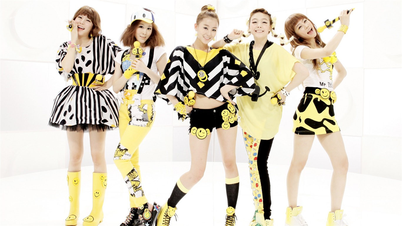 Jour Corée musique pop filles les fonds d'écran HD de la fille #8 - 1366x768
