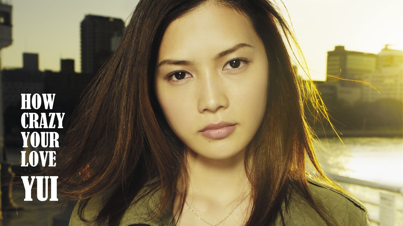 Japanische Sängerin Yui Yoshioka HD Wallpaper #3 - 1366x768