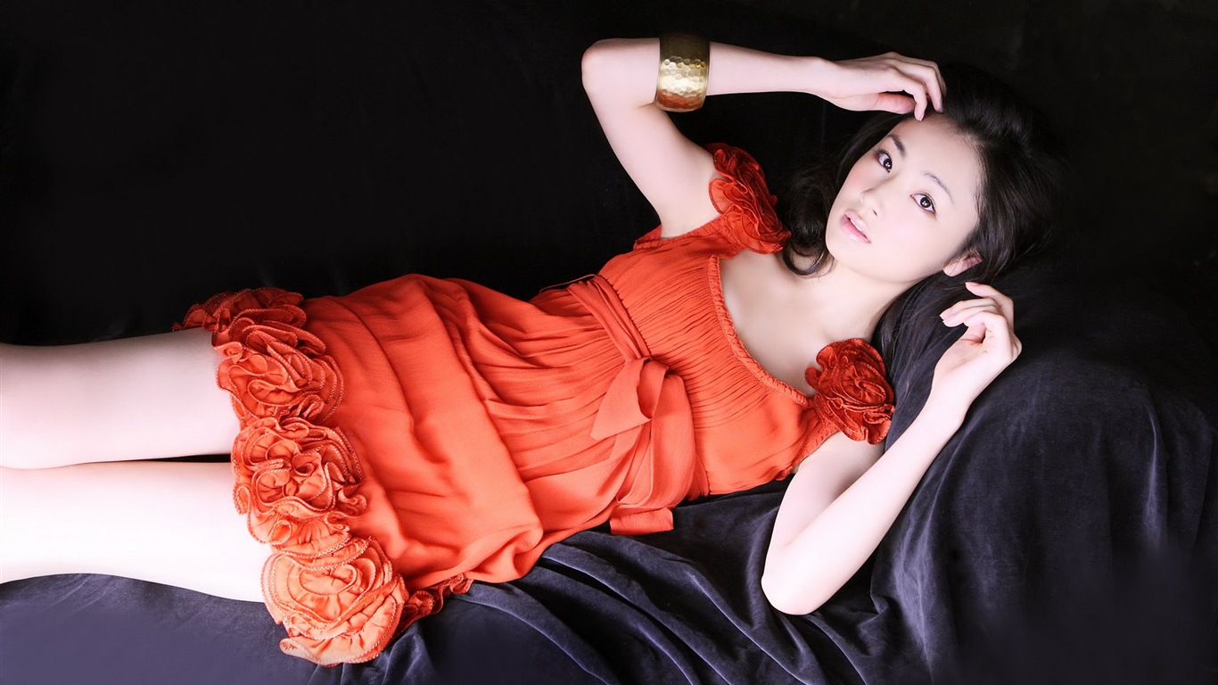 Tantan Hayashi японская актриса HD обои #1 - 1366x768