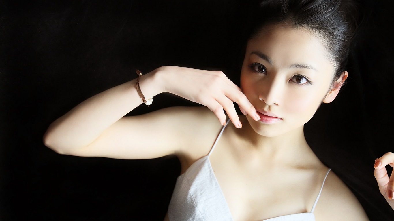 Tantan Hayashi японская актриса HD обои #4 - 1366x768