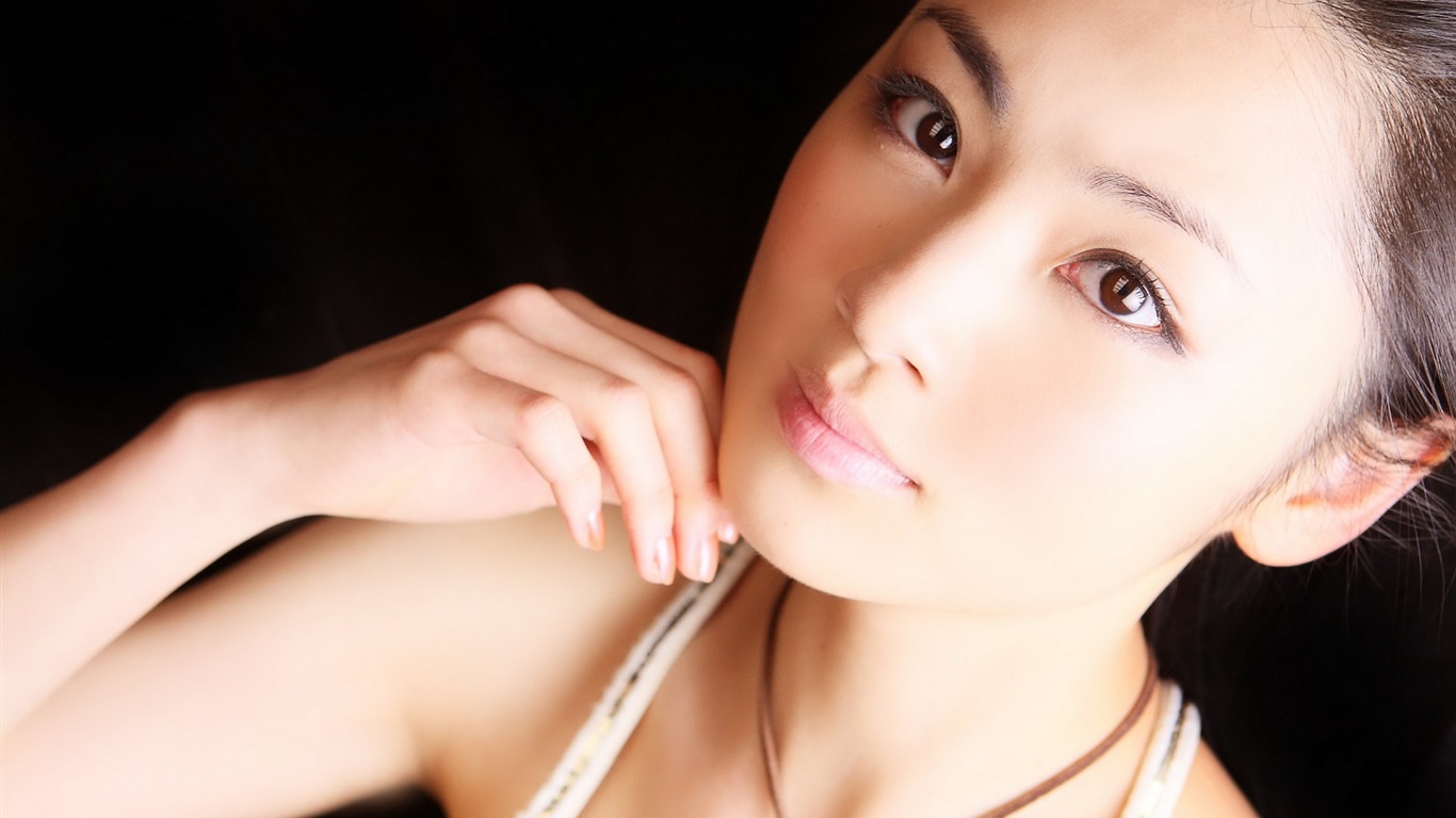 Tantan Hayashi actrice japonaise écran HD #9 - 1366x768
