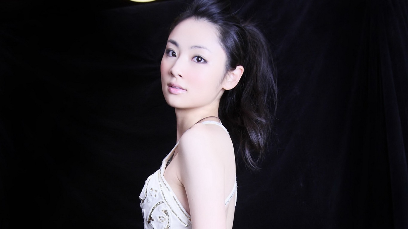 Tantan Hayashi японская актриса HD обои #11 - 1366x768