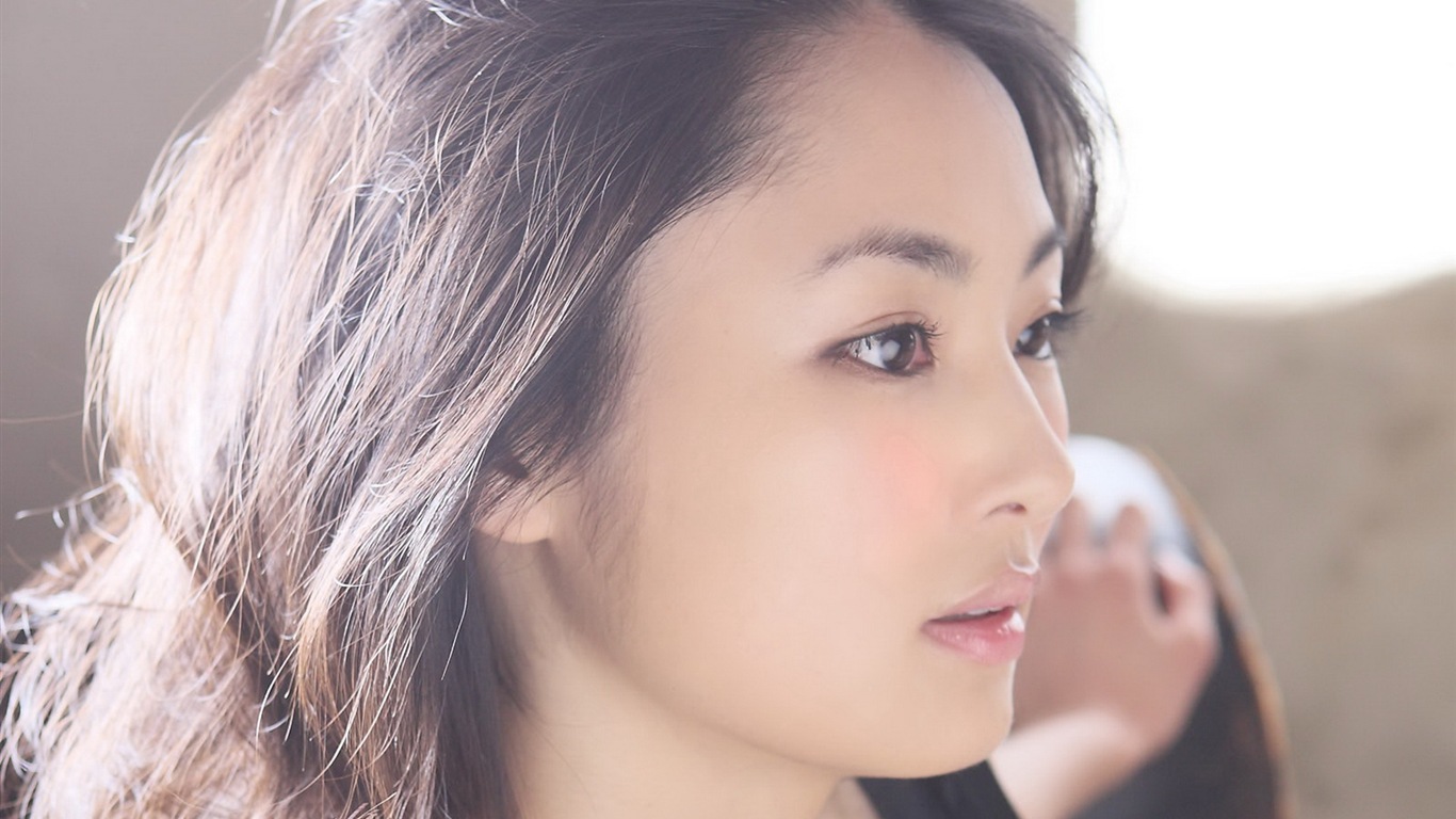 Tantan Hayashi actrice japonaise écran HD #14 - 1366x768