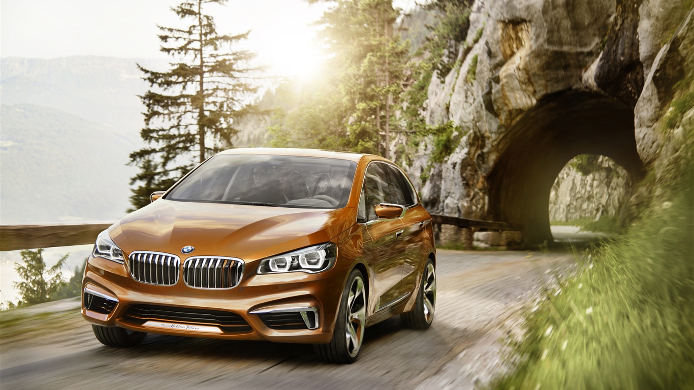 2013 BMW Concept activos Tourer fondos de pantalla de alta definición #6 - 1366x768