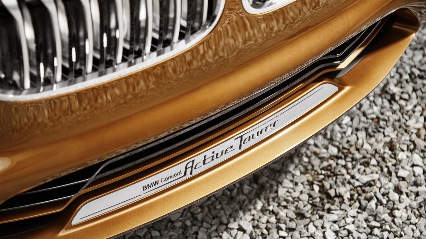 2013 BMW Concept Active Tourer 宝马旅行车 高清壁纸18 - 1366x768