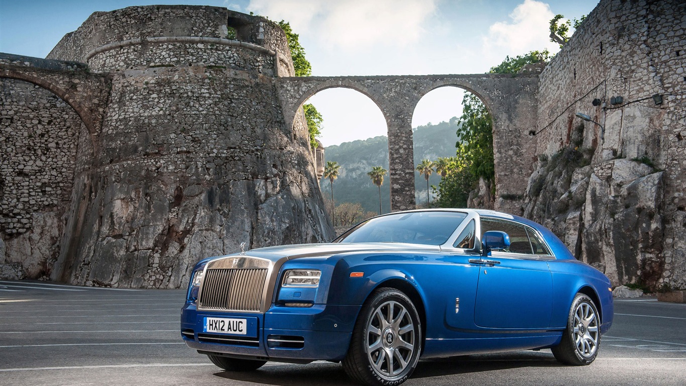 2013 Rolls-Royce Motor Cars HD tapety na plochu #1 - 1366x768