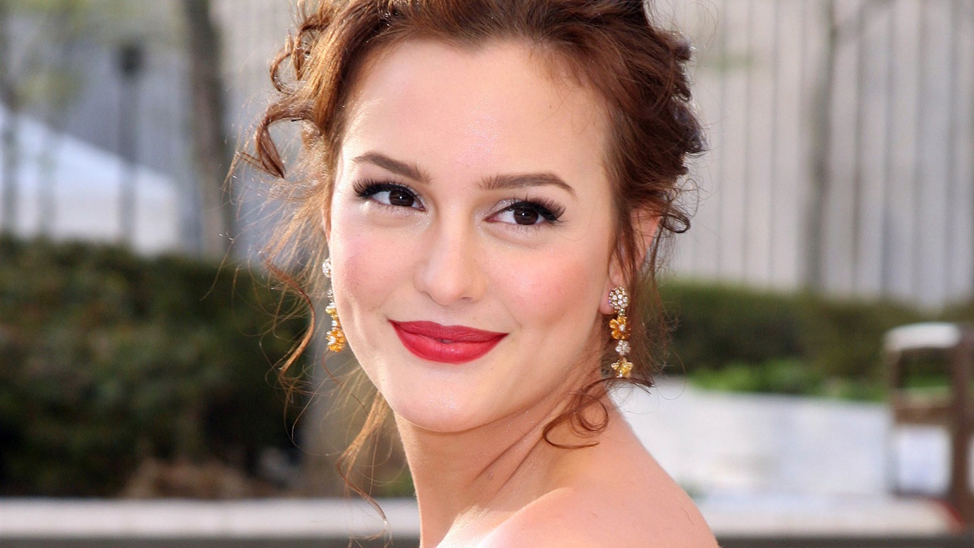 Leighton Meester schöne Hintergrundbilder #10 - 1366x768