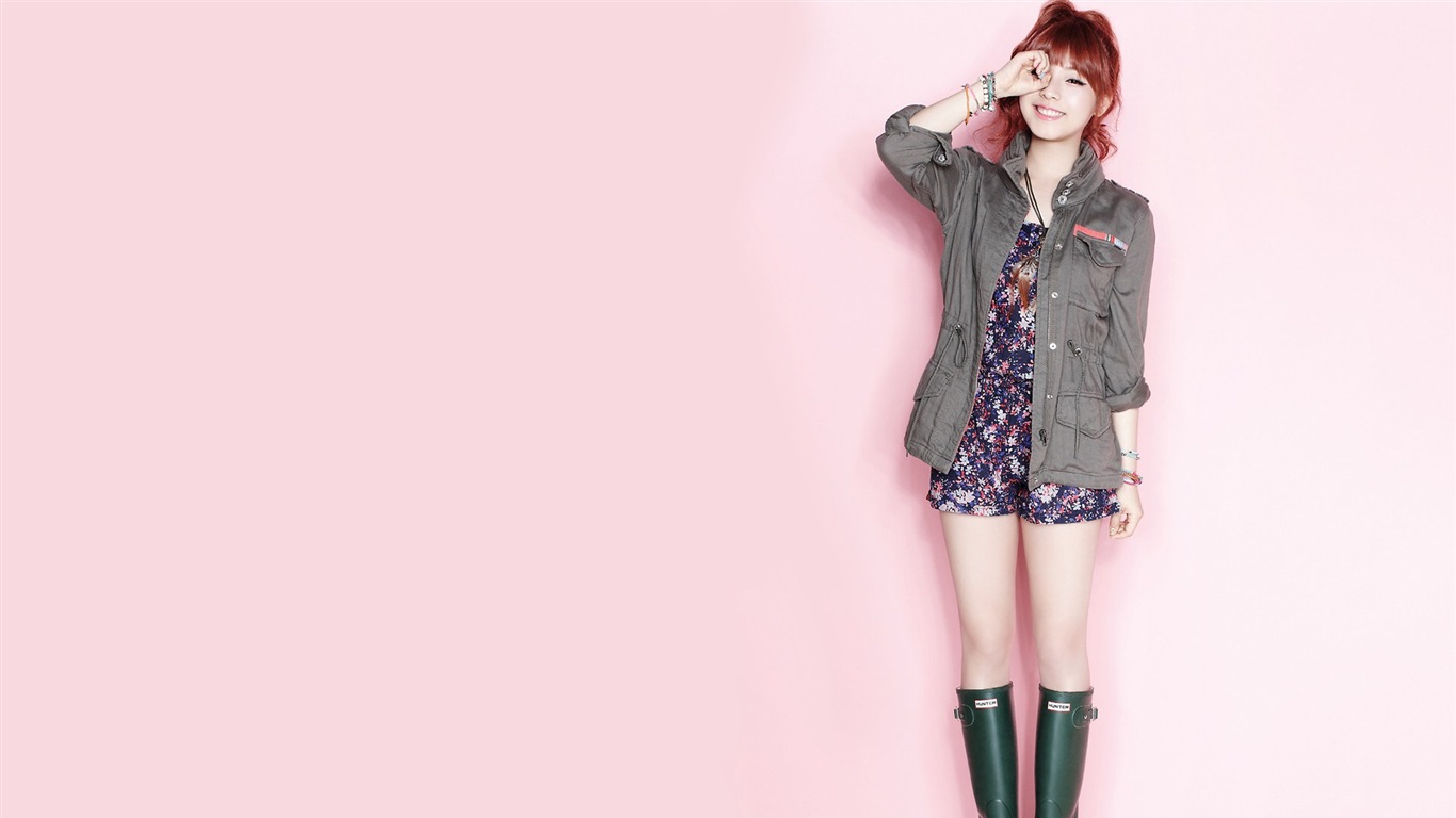 JUNIEL 한국 아름다운 소녀 HD 배경 화면 #14 - 1366x768