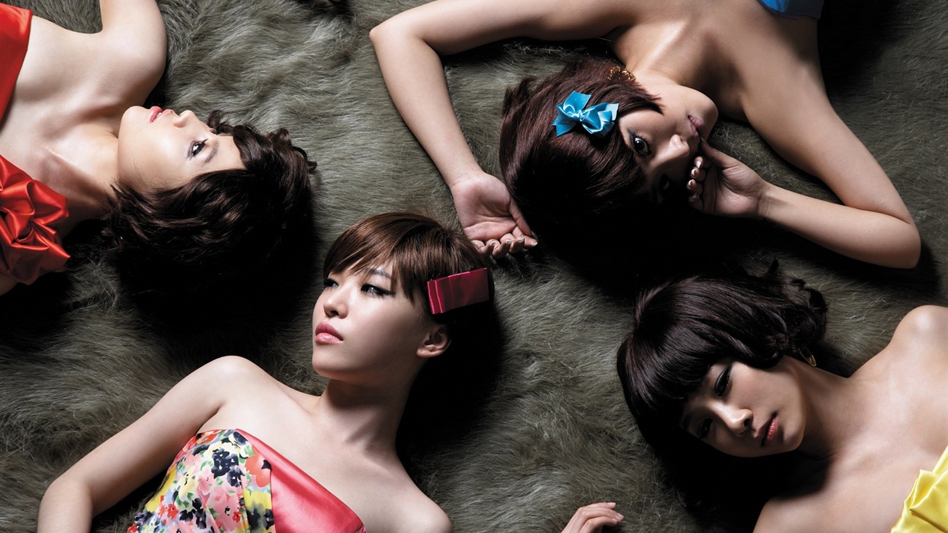 韩国女子音乐组合 褐眼女孩 高清壁纸1 - 1366x768