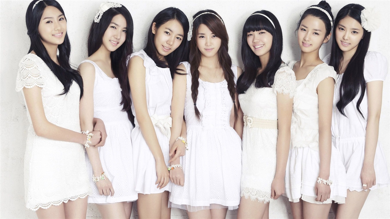 Korejský hudební dívčí skupina, růžové HD tapety na plochu #5 - 1366x768
