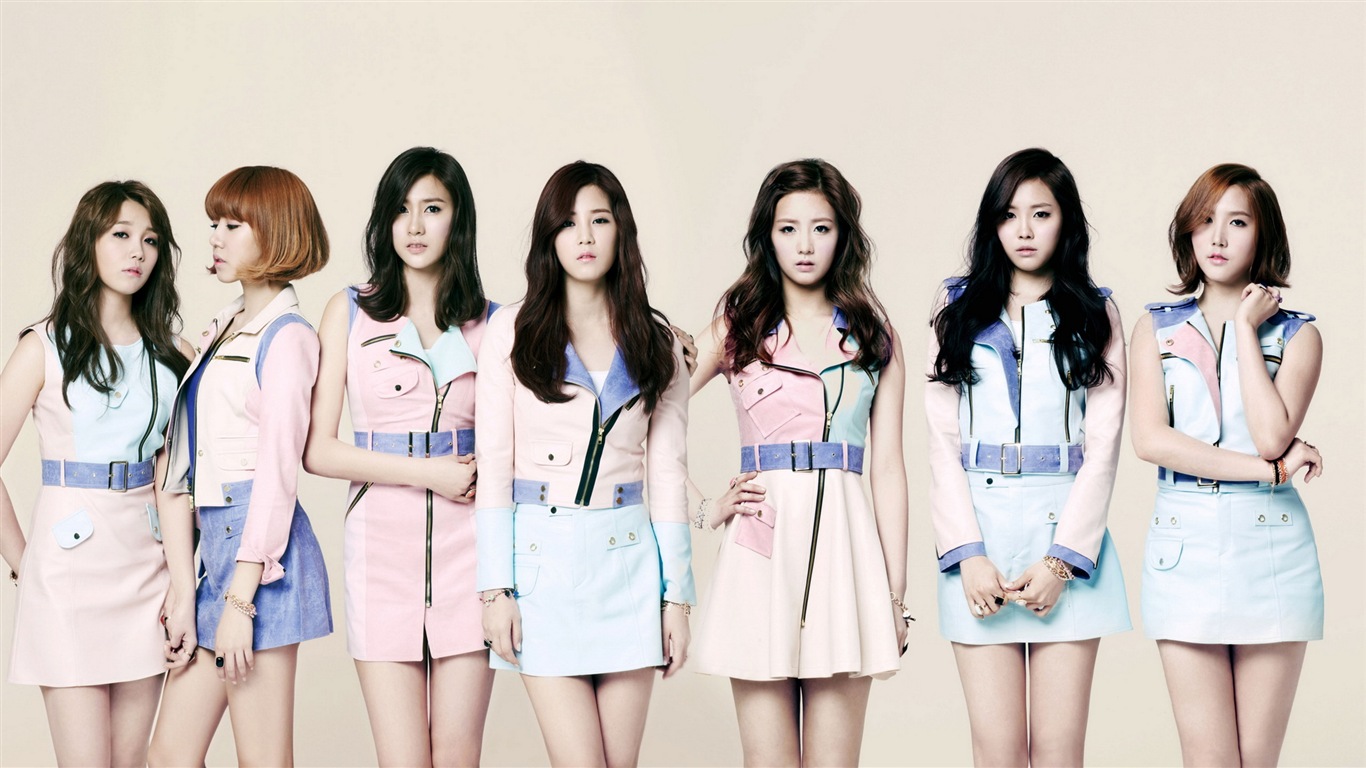 Korejský hudební dívčí skupina, růžové HD tapety na plochu #7 - 1366x768