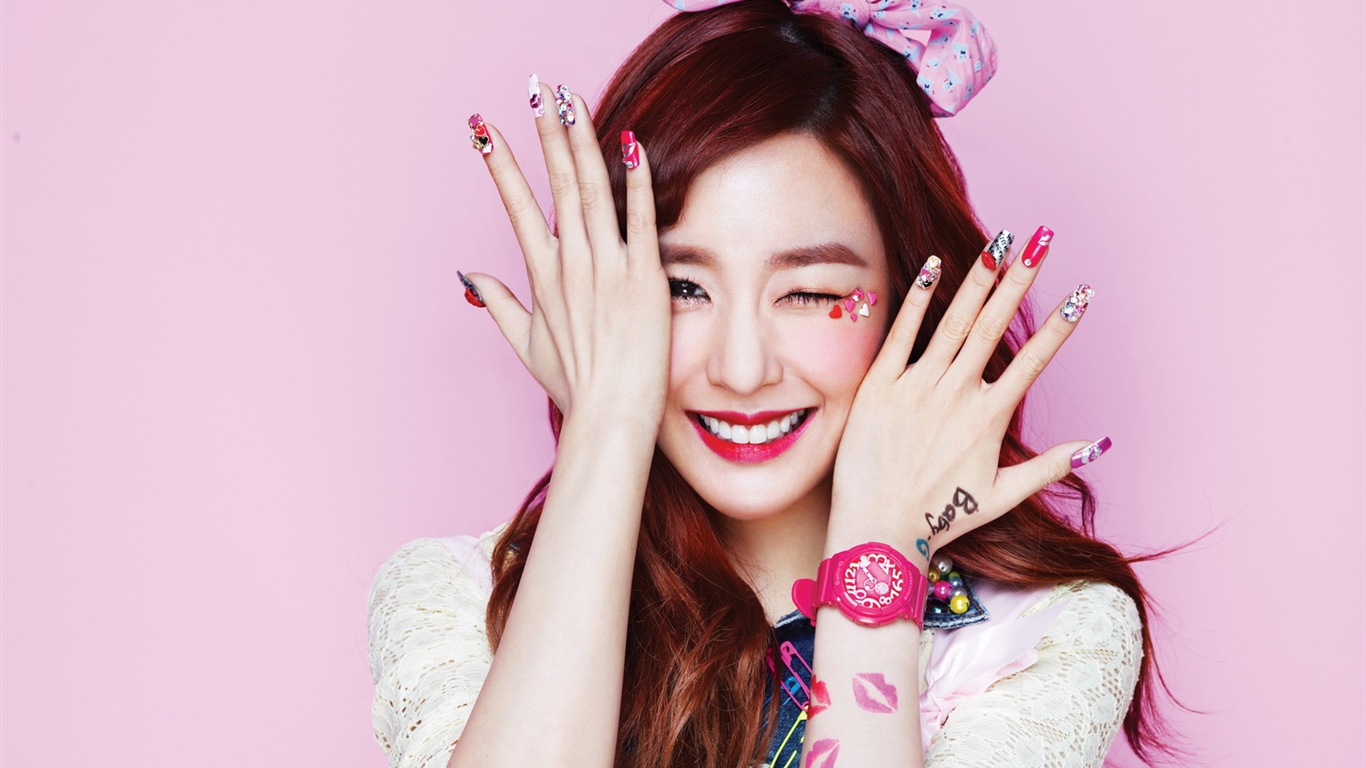 Girls Generation SNSD Casio Kiss Me Baby-G wallpapers #7 - 1366x768