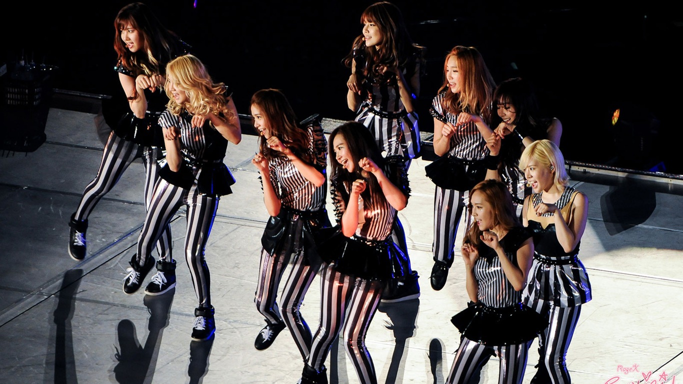 Girls Generation SNSD Girls & Peace Japan Tour HD wallpapers #14 - 1366x768