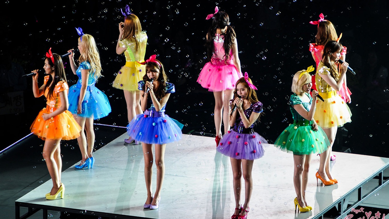 Girls Generation SNSD Girls & Peace Japan Tour HD tapety na plochu #17 - 1366x768
