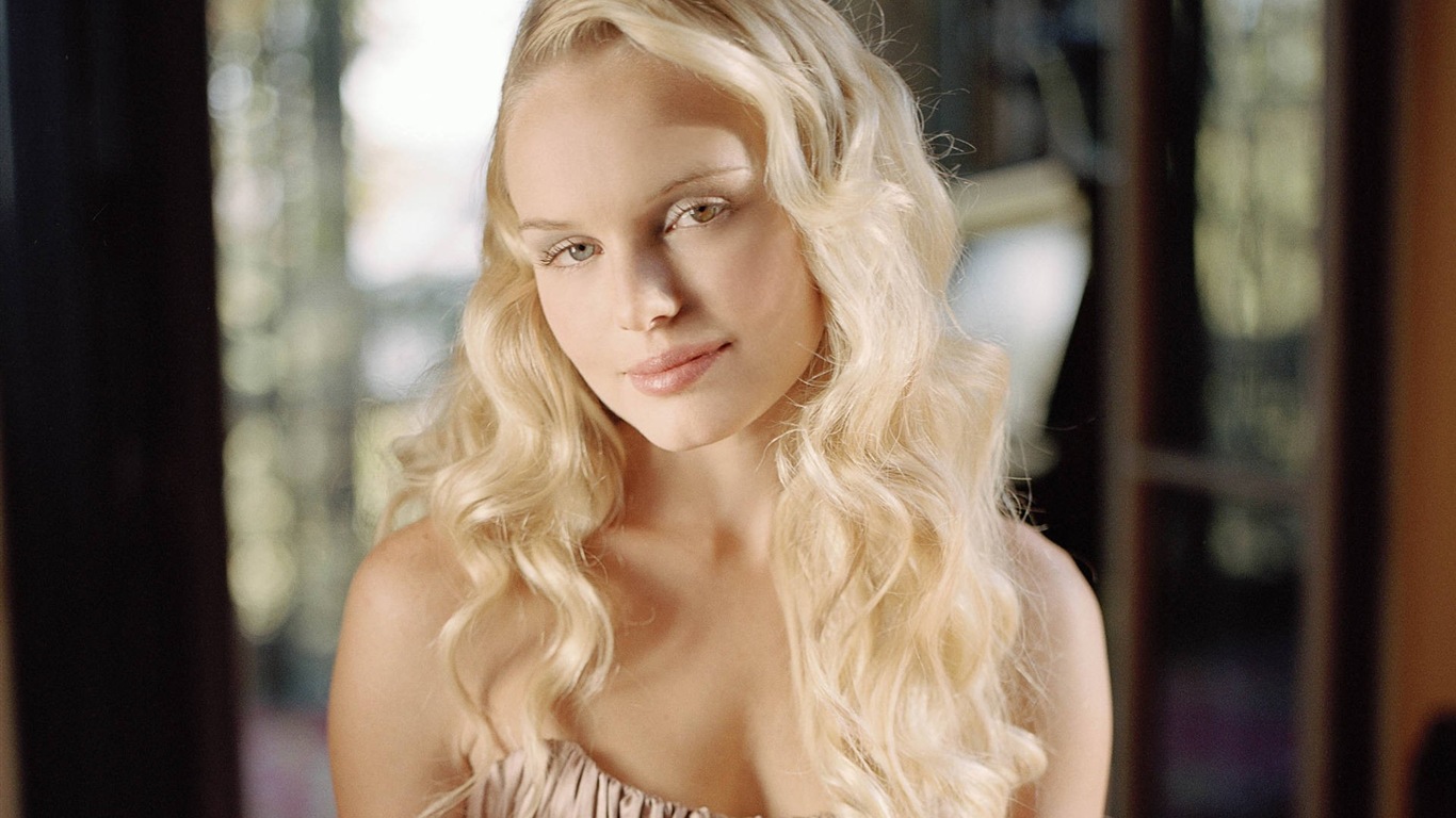 Kate Bosworth 凯特·波茨沃斯 高清壁纸1 - 1366x768