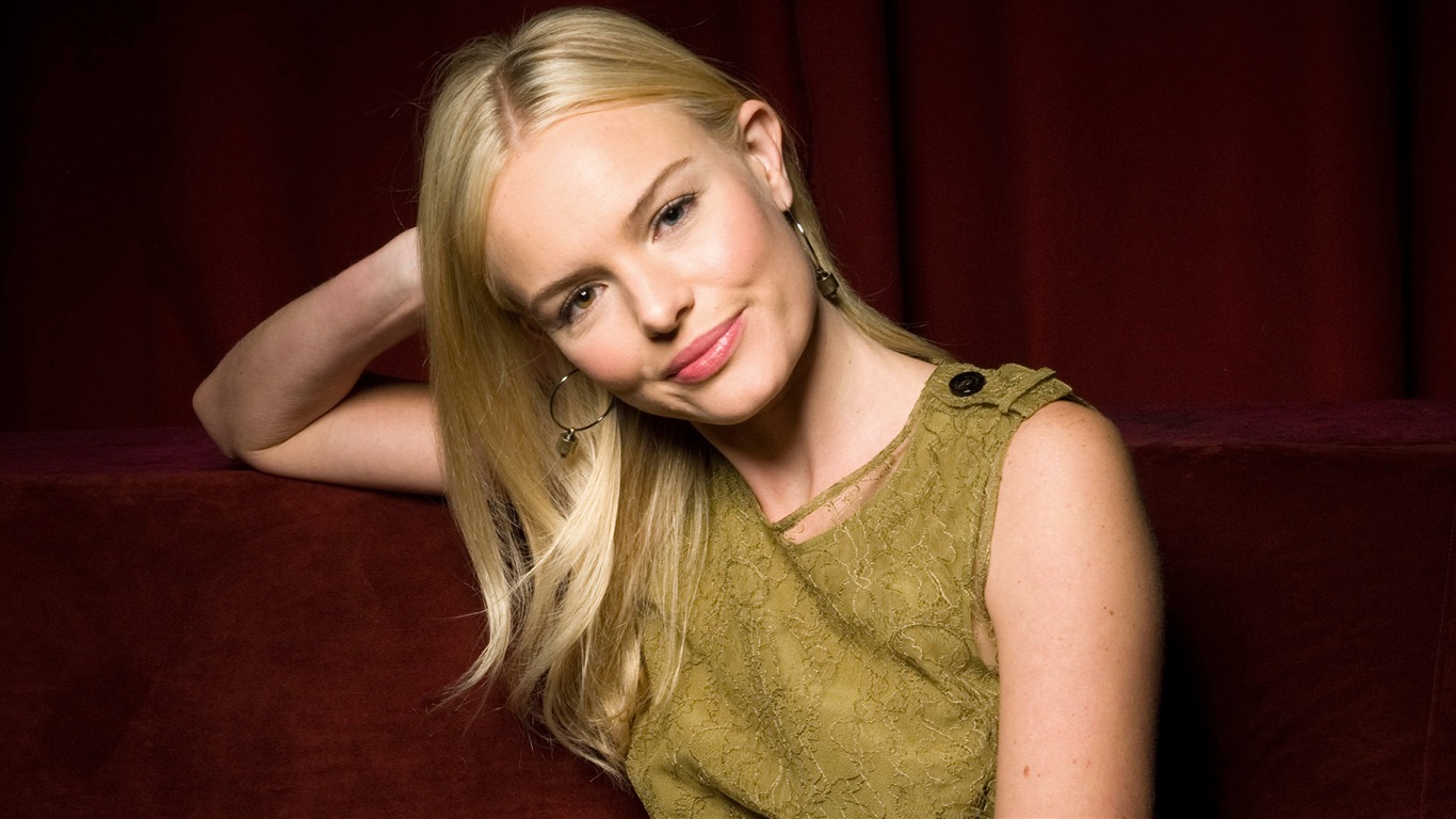 Kate Bosworth HD tapety na plochu #19 - 1366x768