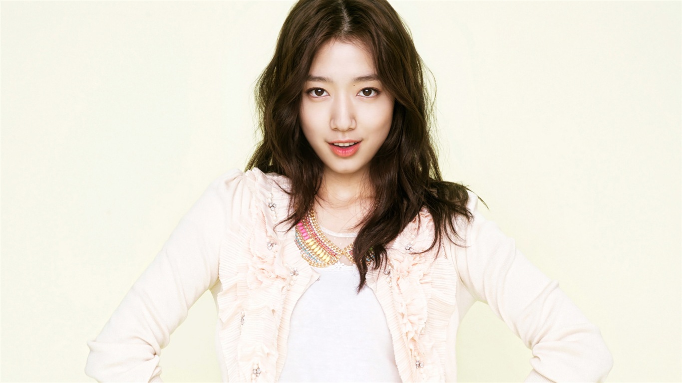 Südkoreanische Schauspielerin Park Shin Hye HD Wallpapers #11 - 1366x768