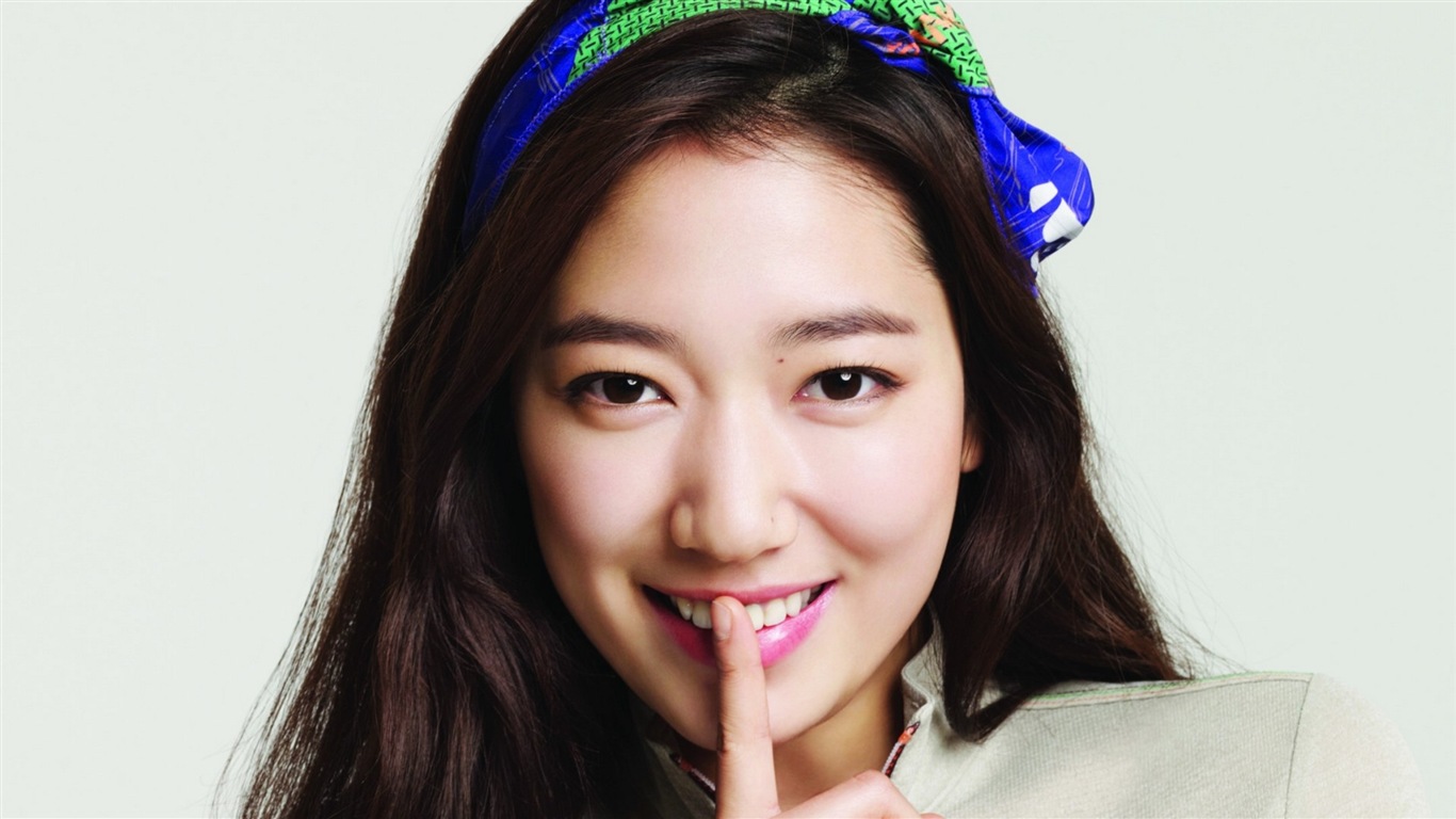 Südkoreanische Schauspielerin Park Shin Hye HD Wallpapers #17 - 1366x768