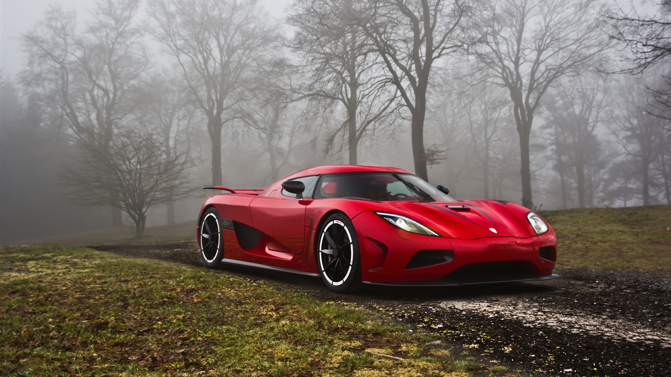 Koenigsegg superauto HD tapety na plochu #6 - 1366x768