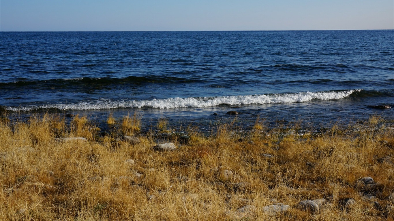 Озеро Байкал в России, декорации HD обои #15 - 1366x768