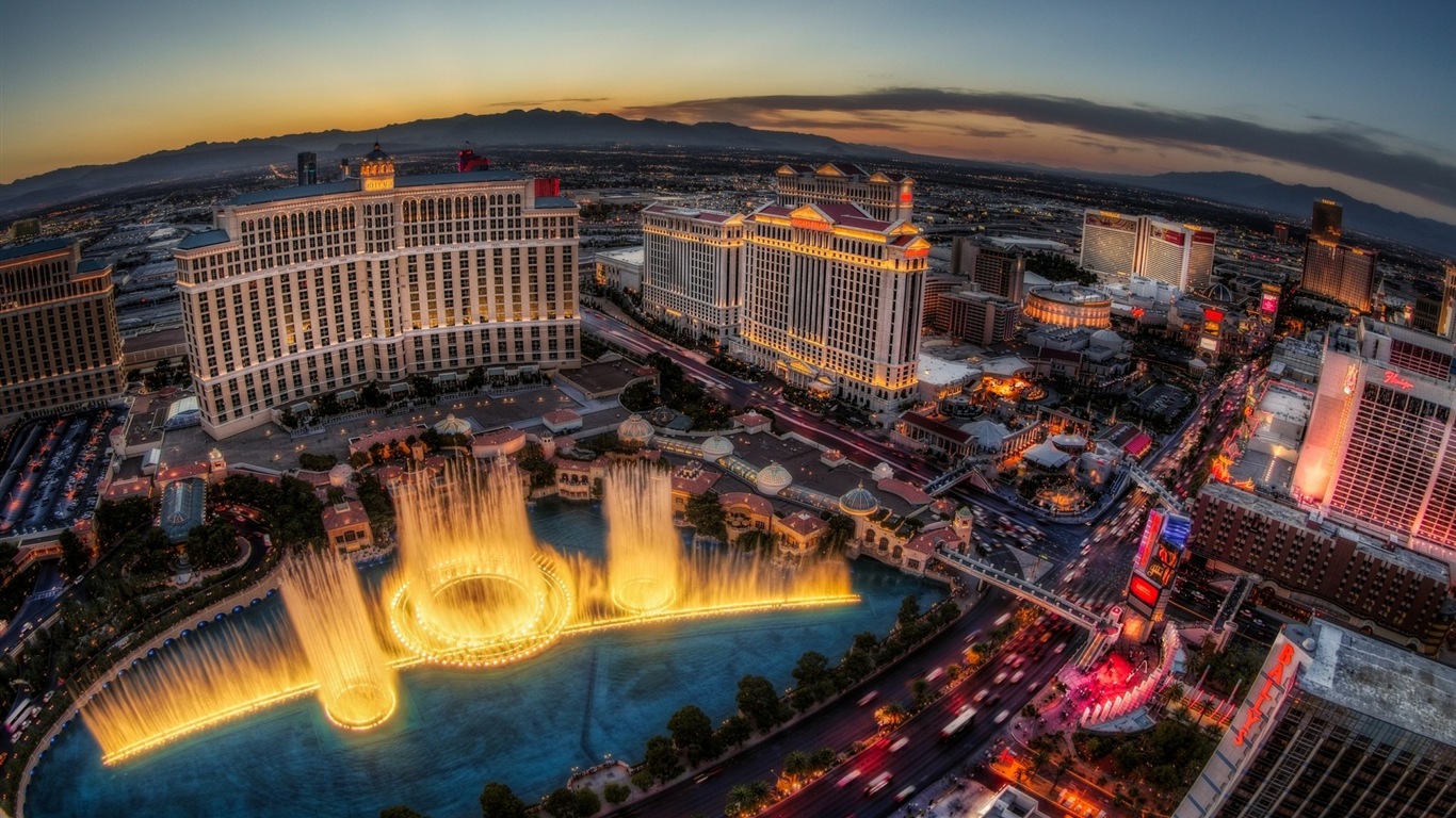 Belle nuit à Las Vegas fonds d'écran HD #16 - 1366x768