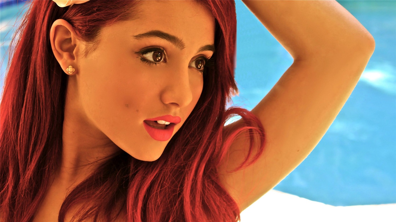 Ariana Grande HD wallpapers #11 - 1366x768