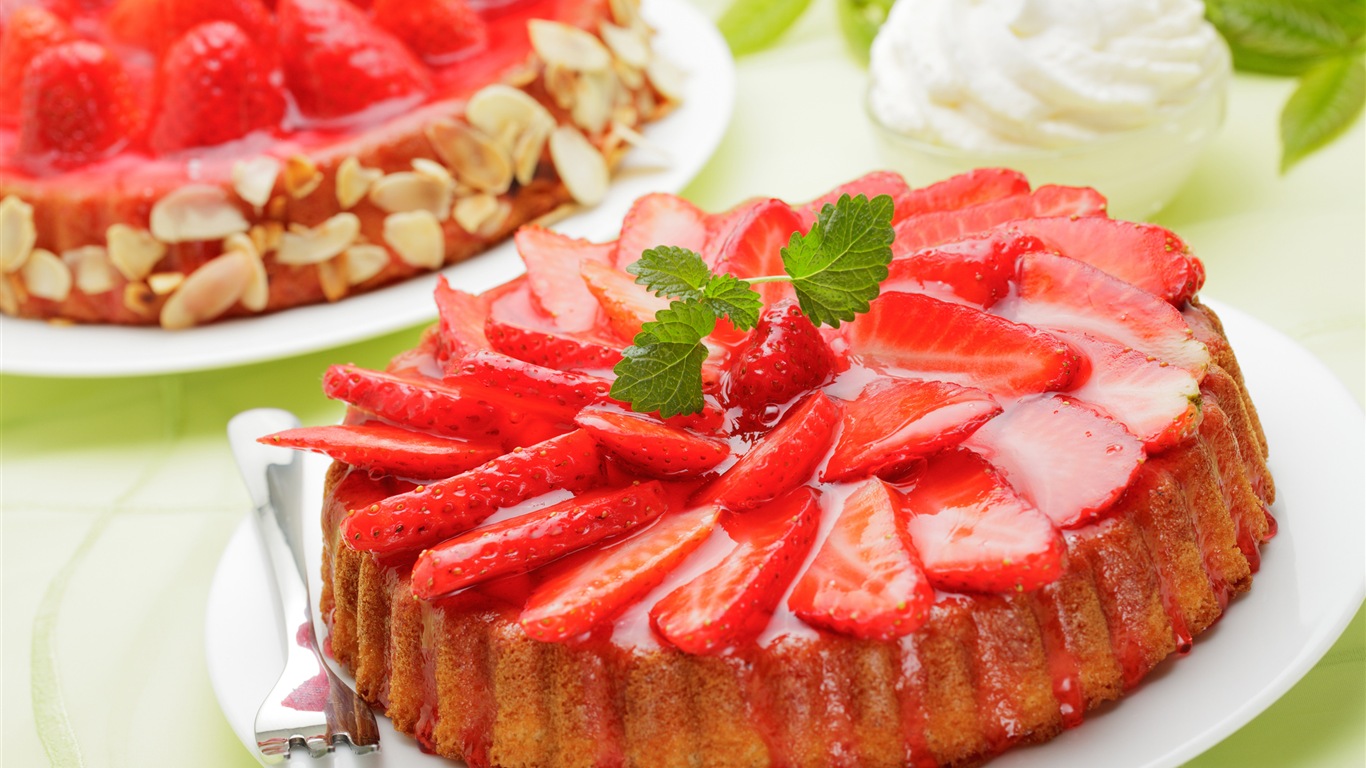 Délicieux gâteau fraises fonds d'écran HD #12 - 1366x768