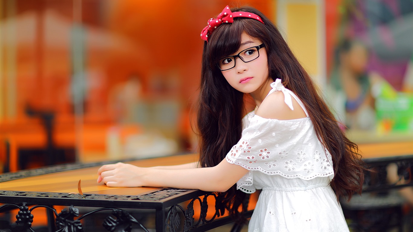 Čistá a krásná mladá Asiatka kolekce HD tapety na plochu (1) #17 - 1366x768
