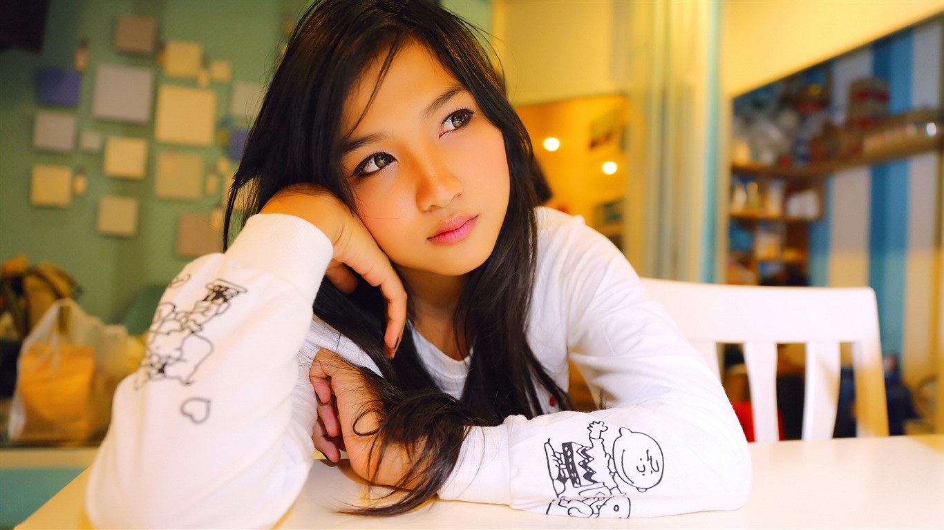 Reine und schöne junge asiatische Mädchen HD-Wallpaper  Kollektion (2) #9 - 1366x768