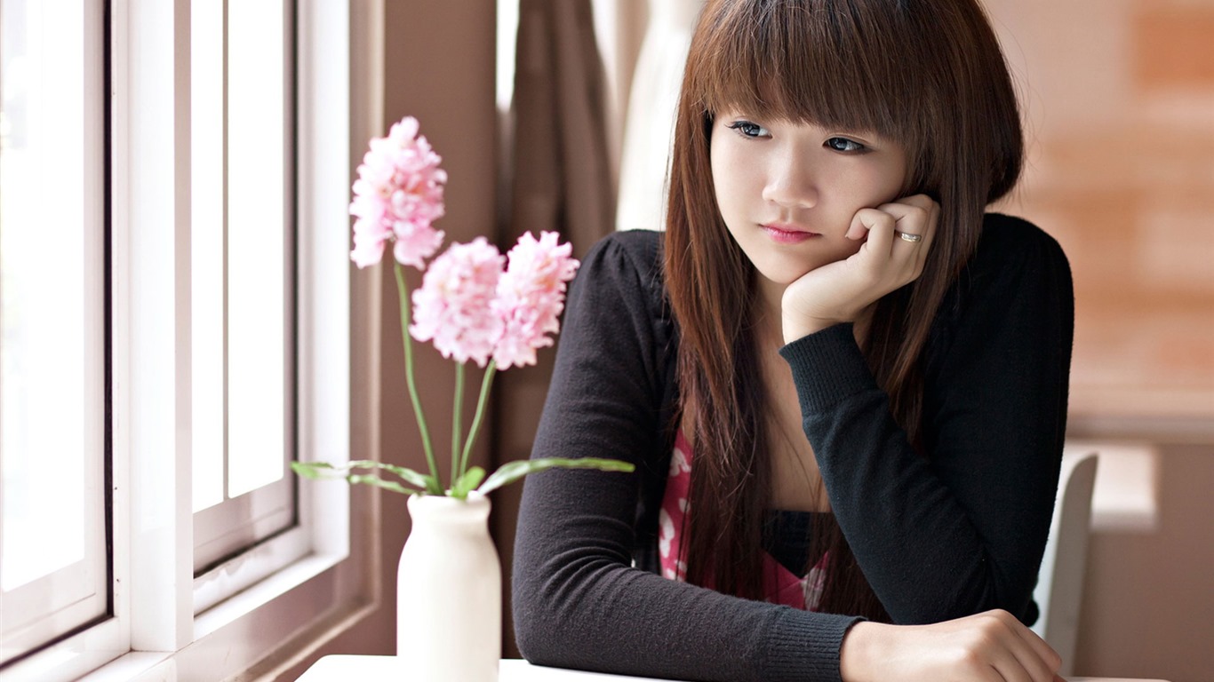 순수하고 사랑스러운 젊은 아시아 여자의 HD 월페이퍼 컬렉션 (2) #24 - 1366x768