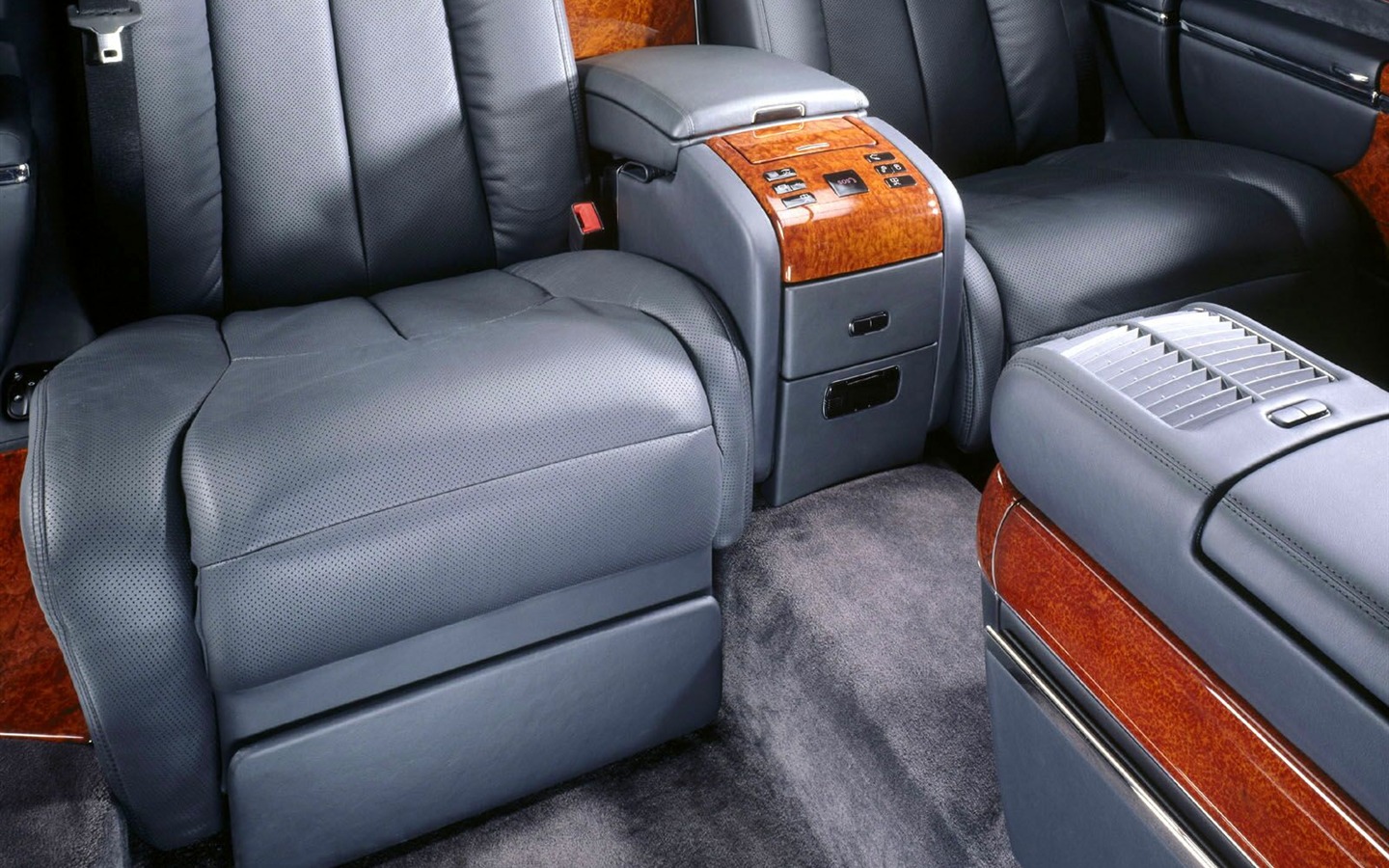 Maybach luxusní vozy wallpaper #55 - 1440x900