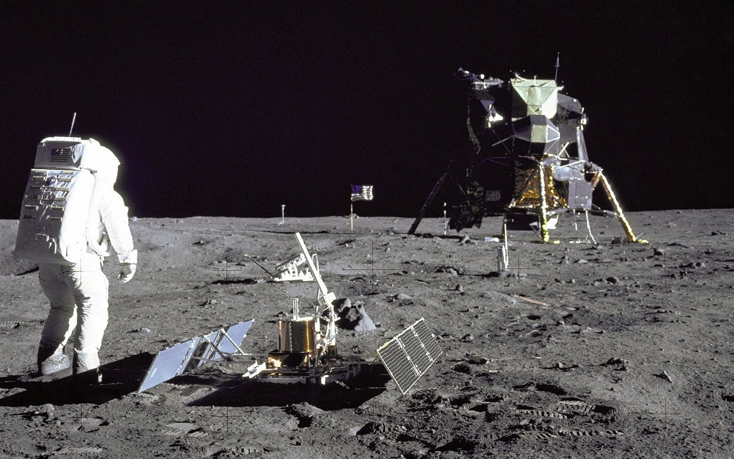 Apollo 11 vzácných fotografií na plochu #39 - 1440x900