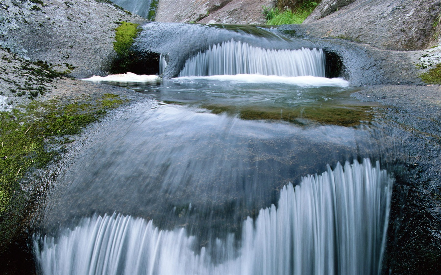 Waterfall streams HD Wallpapers #8 - 1440x900