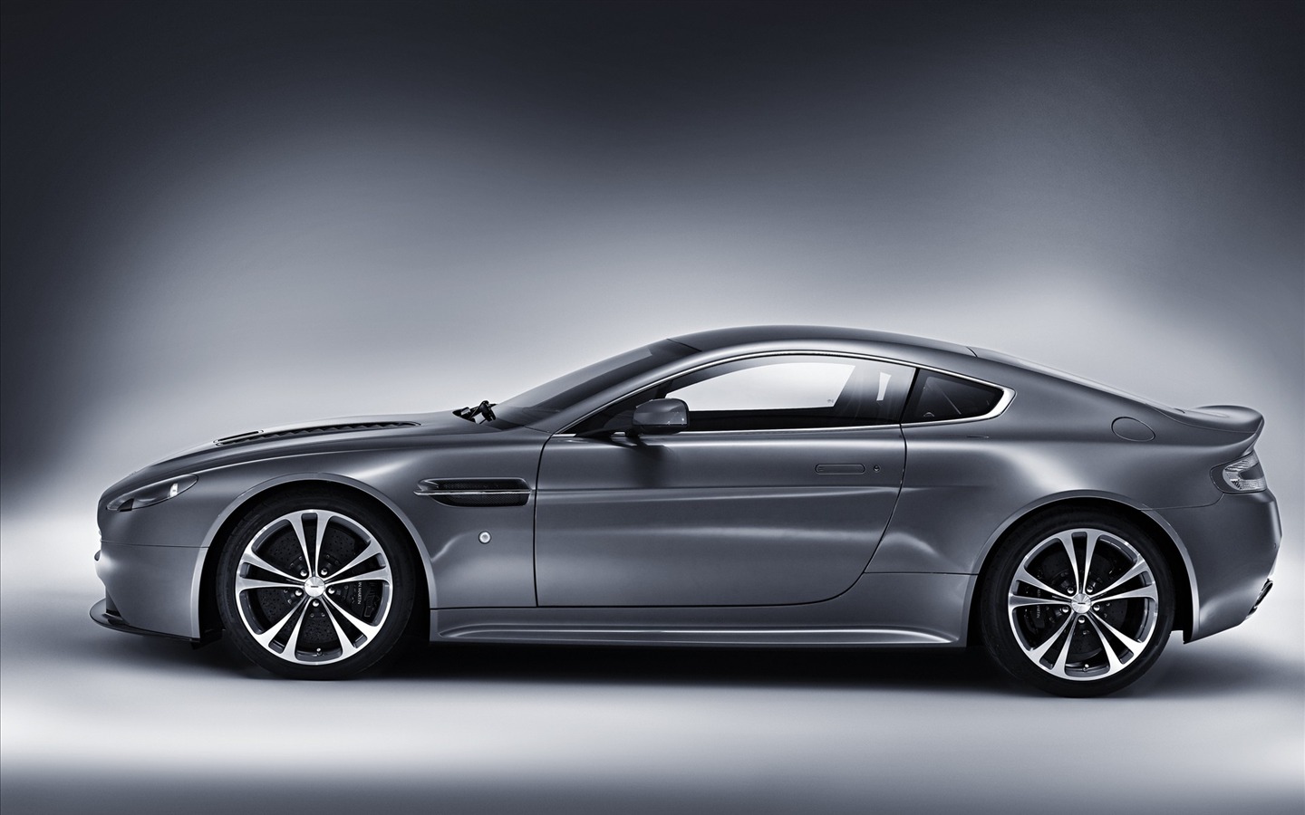 Tapety na plochu Aston Martin (4) #10 - 1440x900