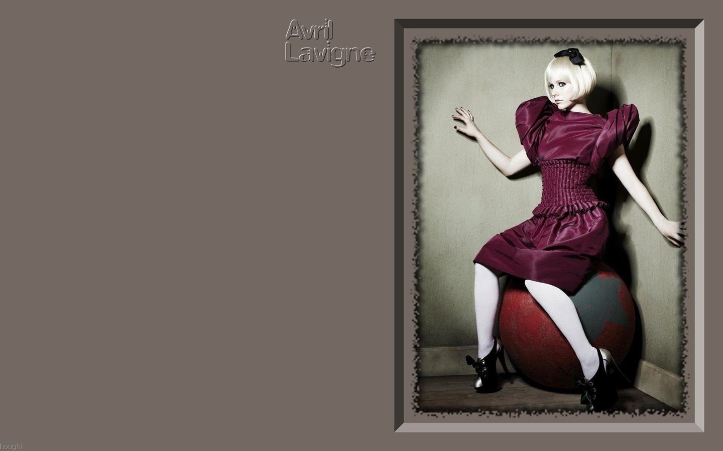 Avril Lavigne 艾薇儿·拉维妮 美女壁纸26 - 1440x900