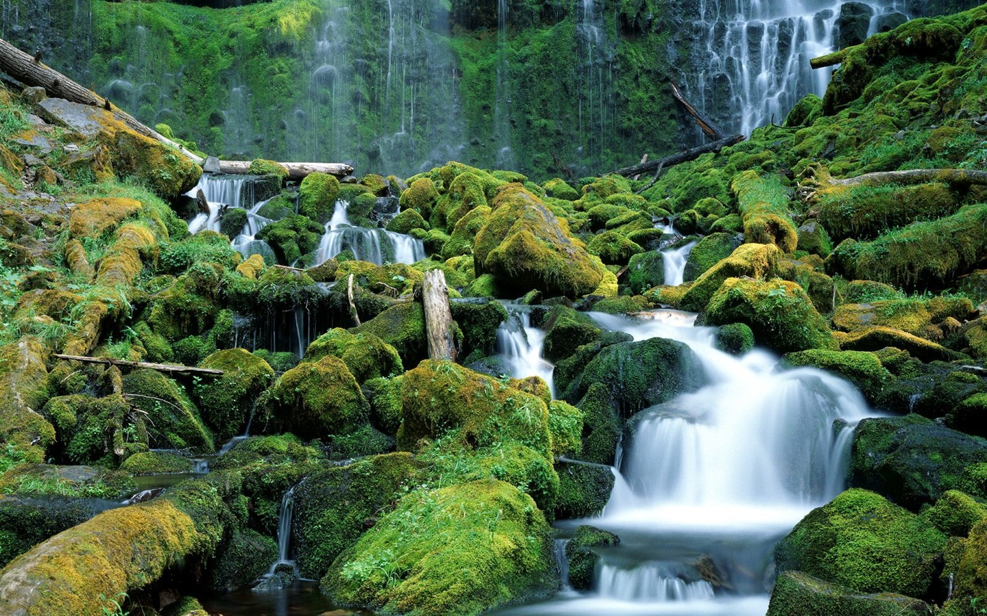 Waterfall streams wallpaper (3) #13 - 1440x900