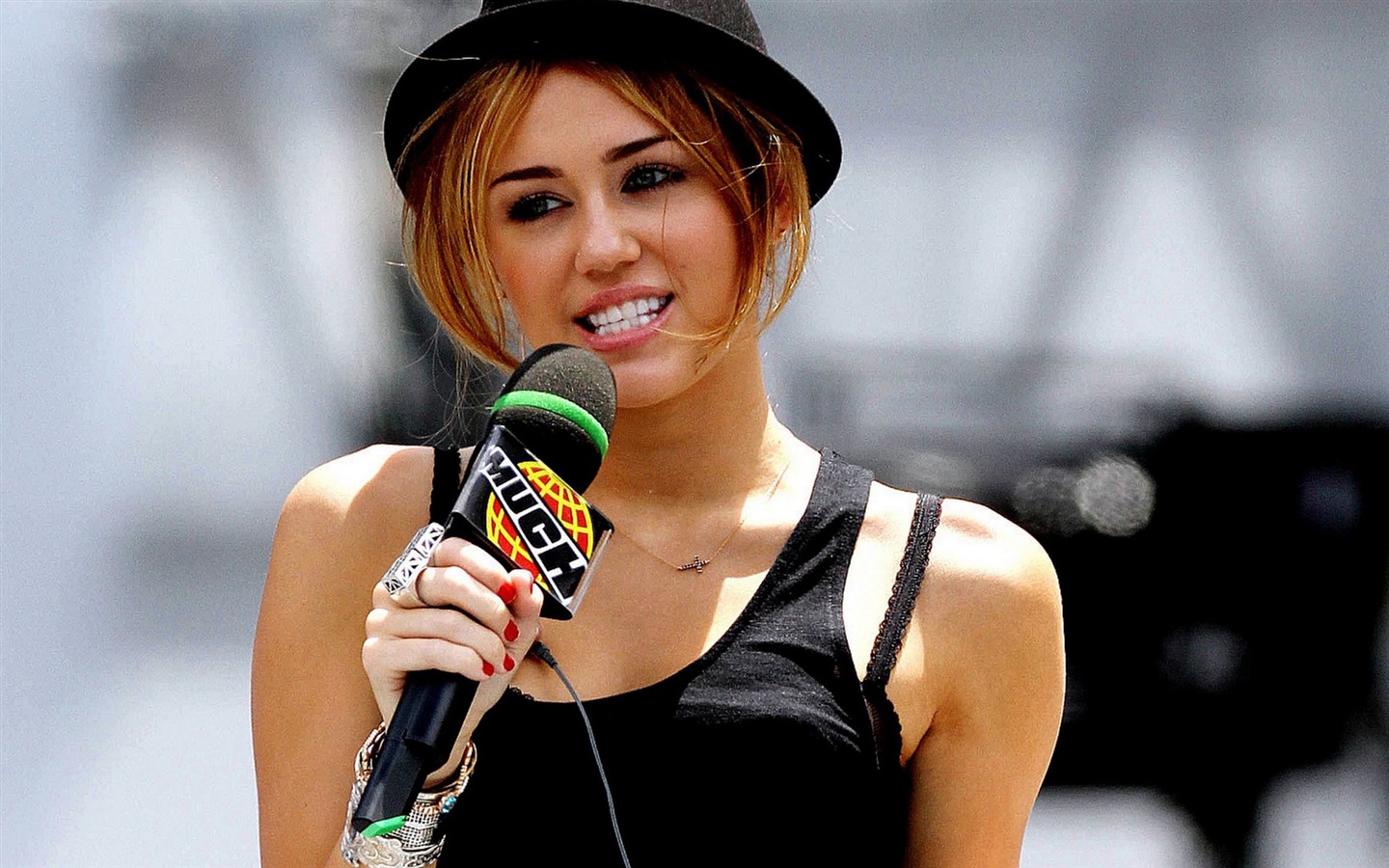 Miley Cyrus 麦莉·赛勒斯 美女壁纸18 - 1440x900