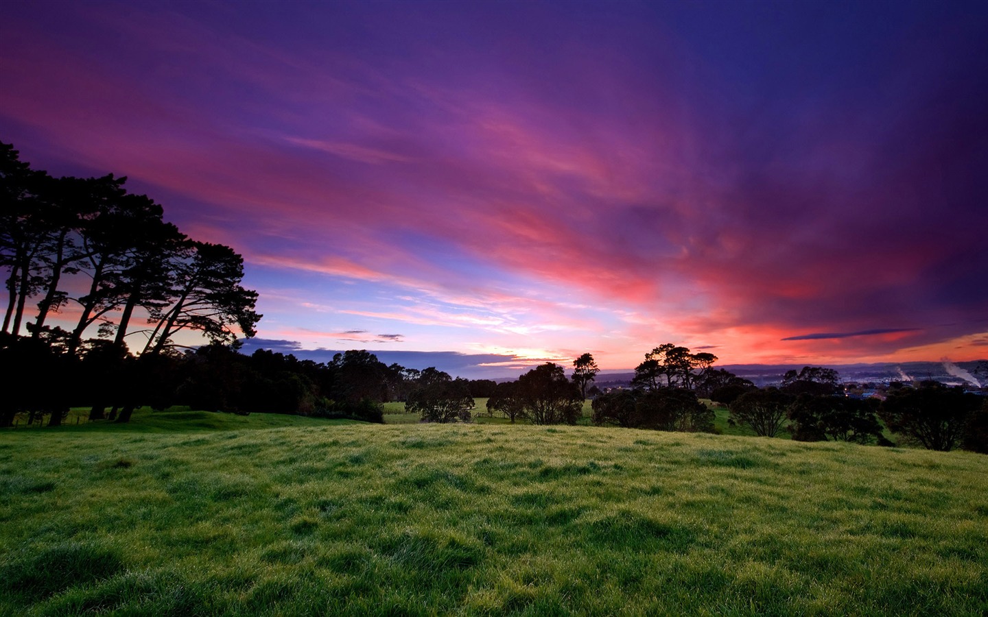 Mountain Valley Landscape wallpaper (2) #1 - 1440x900