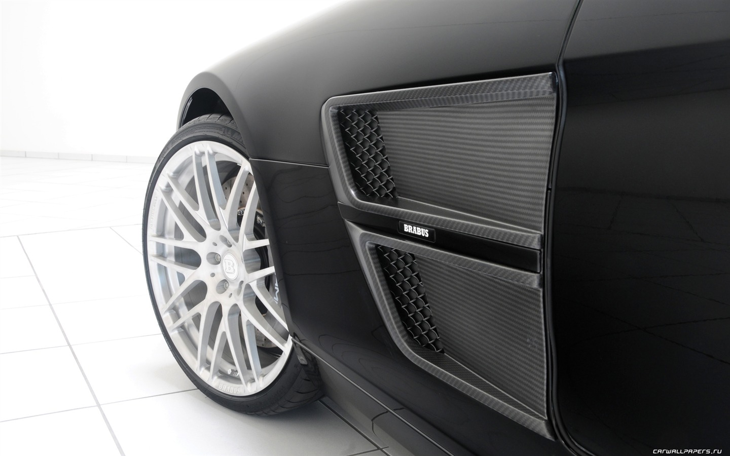 Brabus Mercedes-Benz SLS AMG - 2010 fondo de pantalla HD #15 - 1440x900