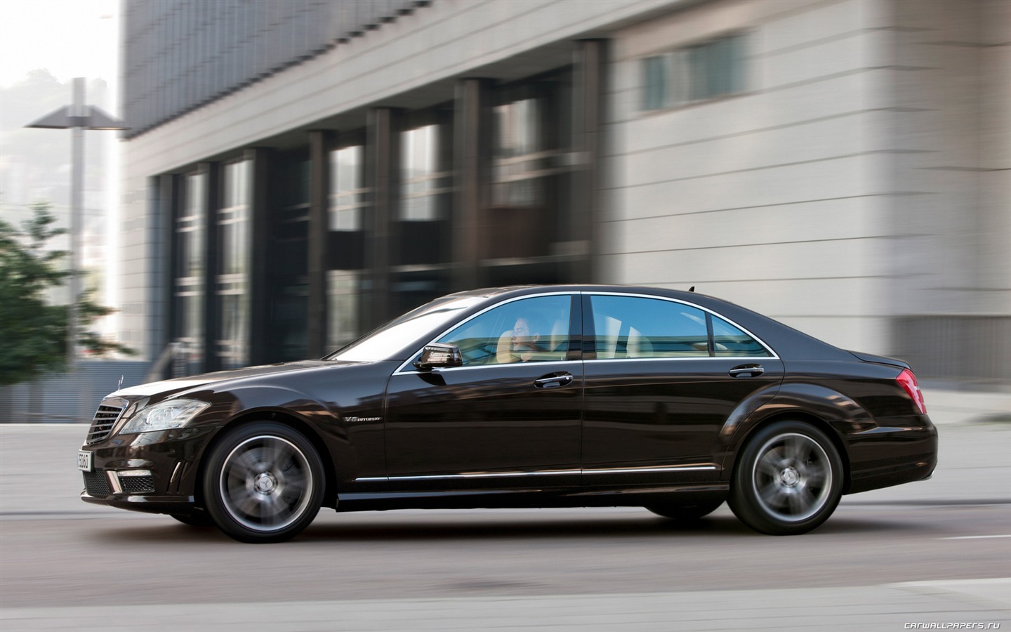 Mercedes-Benz S63 AMG - 2010 HD Wallpaper #1 - 1440x900