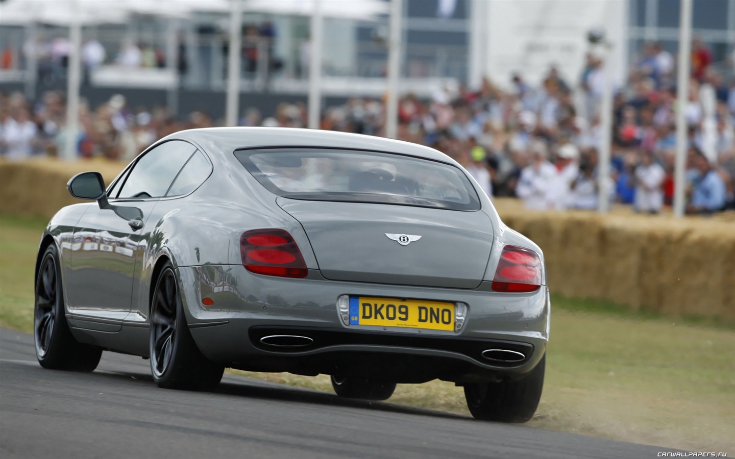 Bentley Continental Supersports - 2009 fonds d'écran HD #13 - 1440x900
