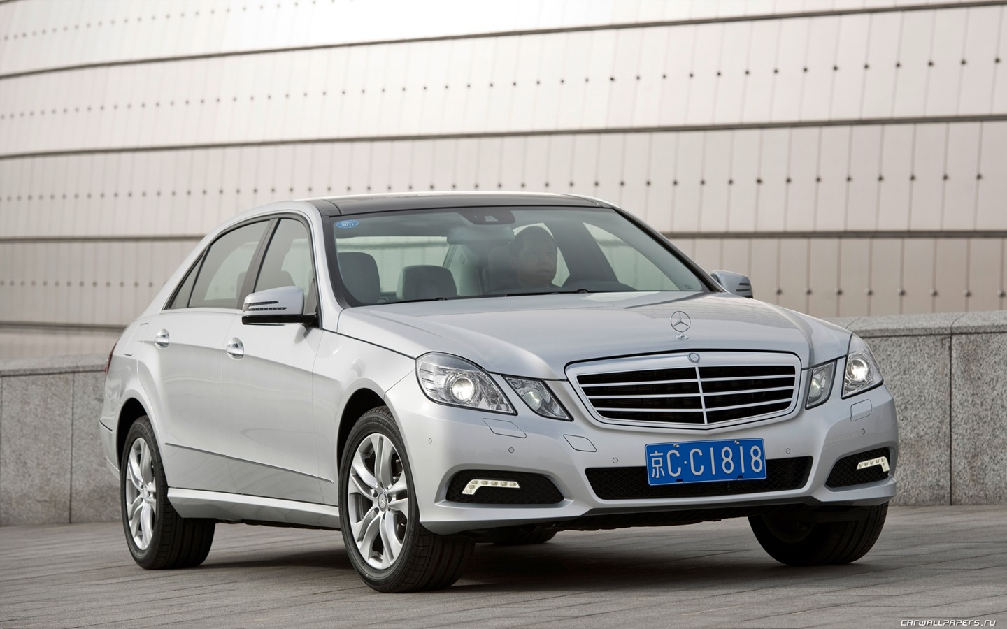 Mercedes-Benz E-Class Long Version - 2010 奔驰1 - 1440x900