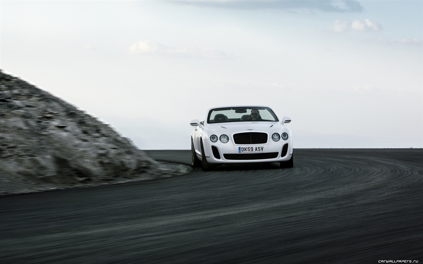 Bentley Continental Supersports Cabrio - 2010 HD Wallpaper #28 - 1440x900