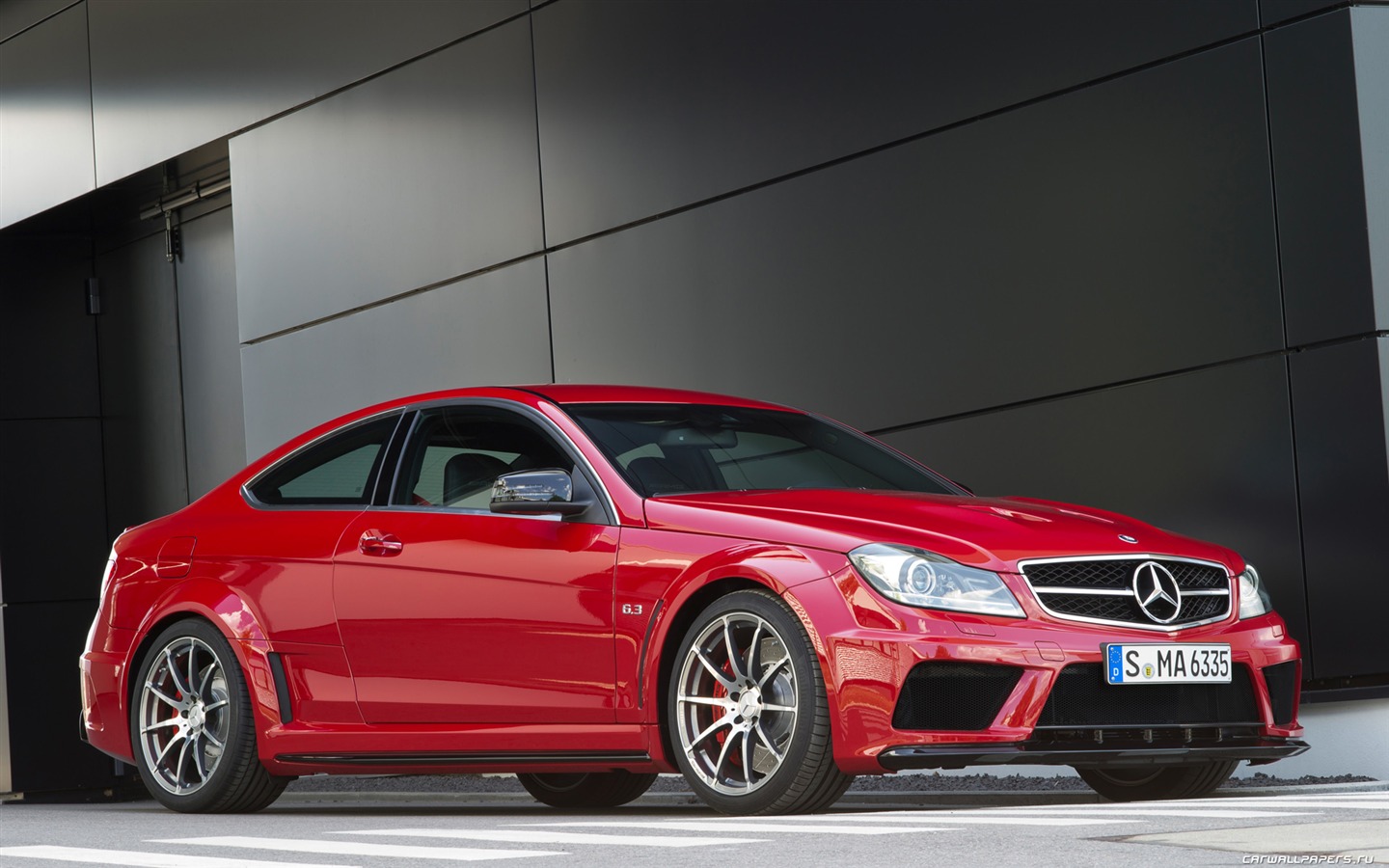 메르세데스 벤츠 C63 AMG 쿠페 블랙 시리즈 - 2011의 HD 배경 화면 #7 - 1440x900