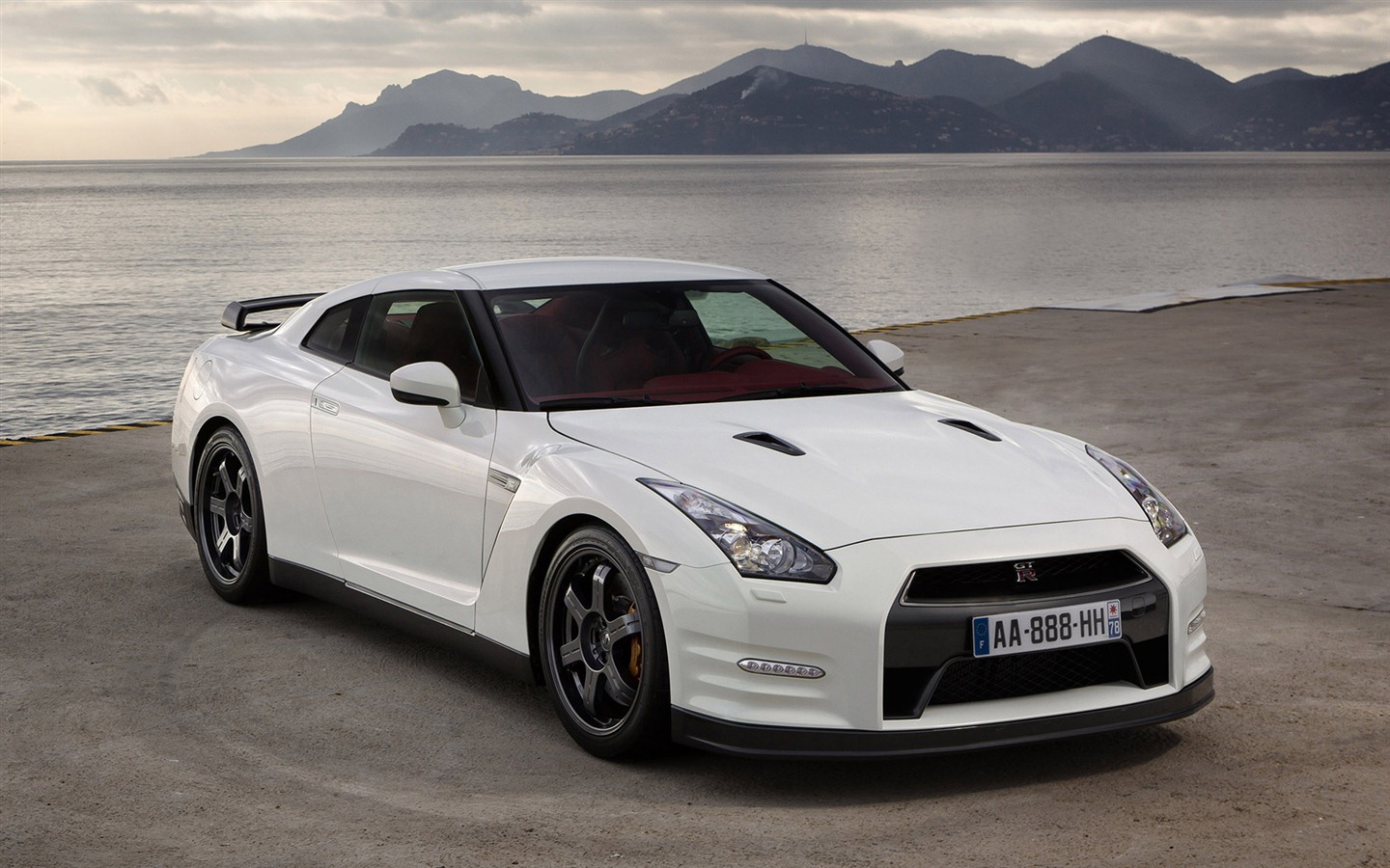 Nissan GT-R Egoist 2011 HD Wallpapers #18 - 1440x900