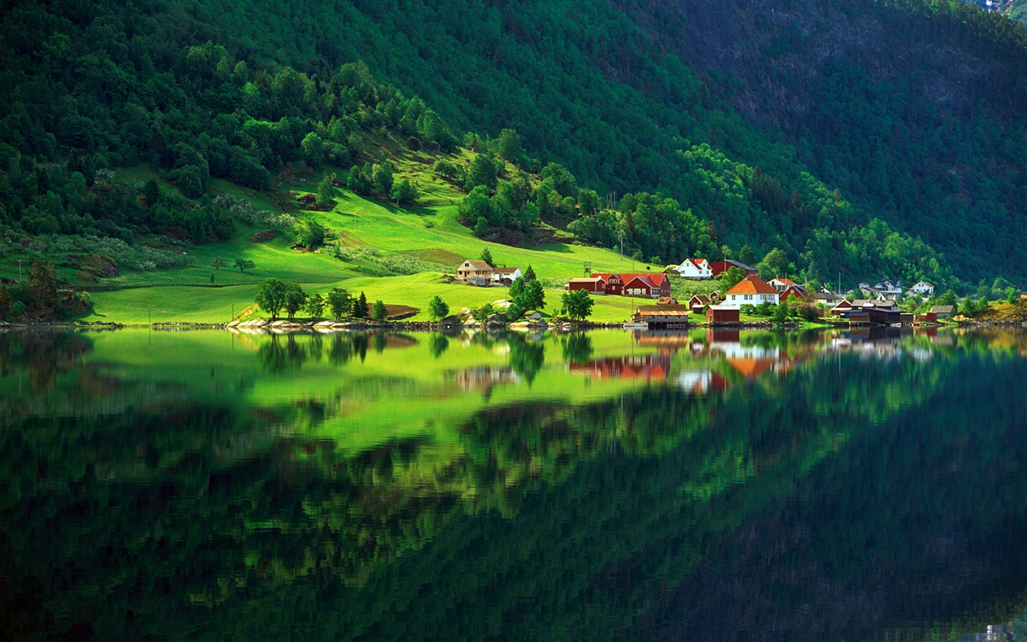 Windows 7 Wallpapers: Nordic Landscapes #10 - 1440x900