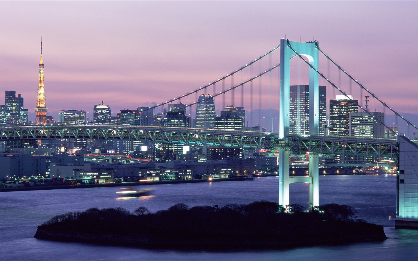 Windows 8 官方全景主题壁纸，城市风光，大桥，地平线5 - 1440x900